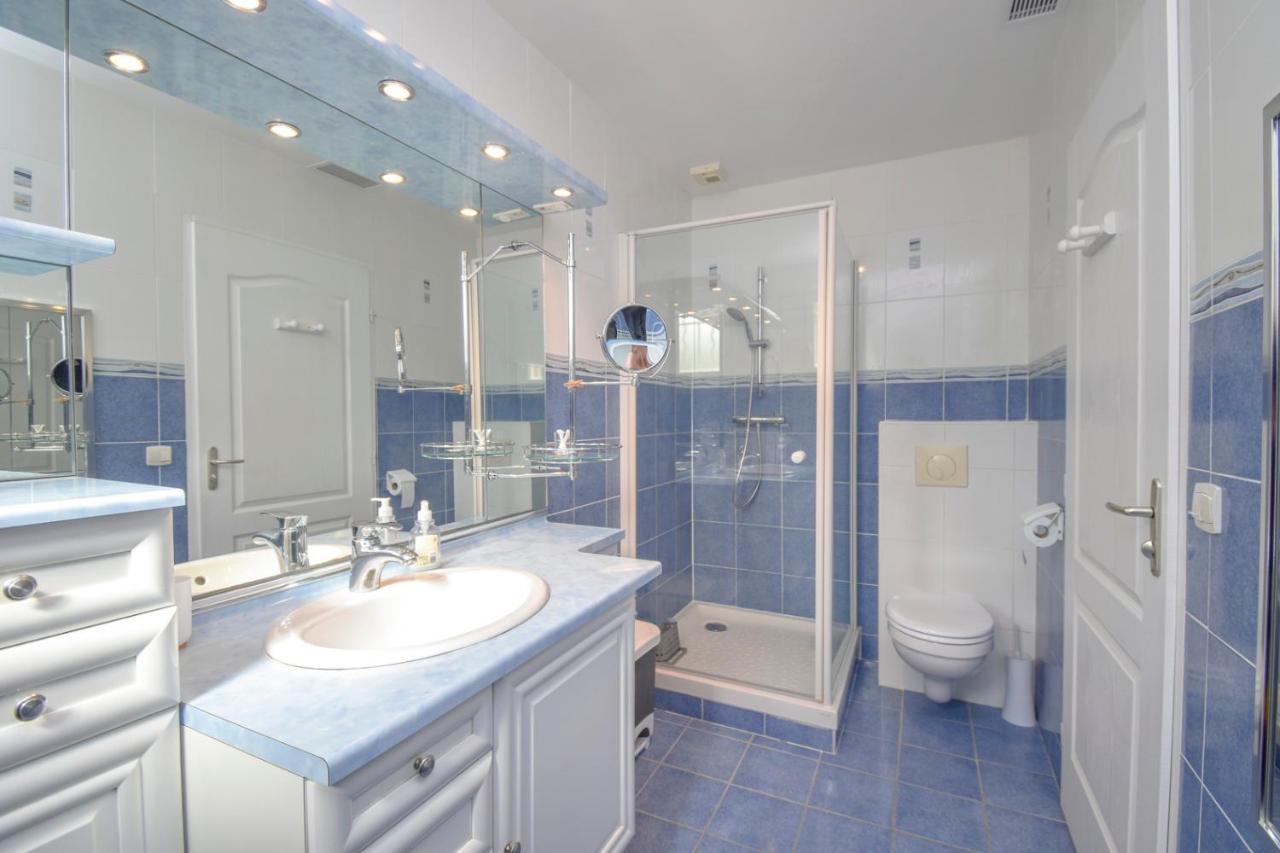 Charmante Maison Climatisee Avec Piscine Draguignan Ngoại thất bức ảnh